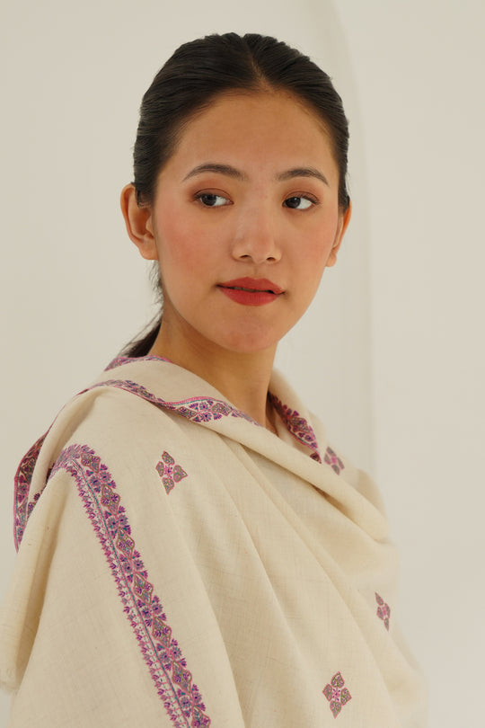 Kashmir Loom Sozni Viyana Hashiya Buti Hand Embroidered Pashmina Shawl Ivory