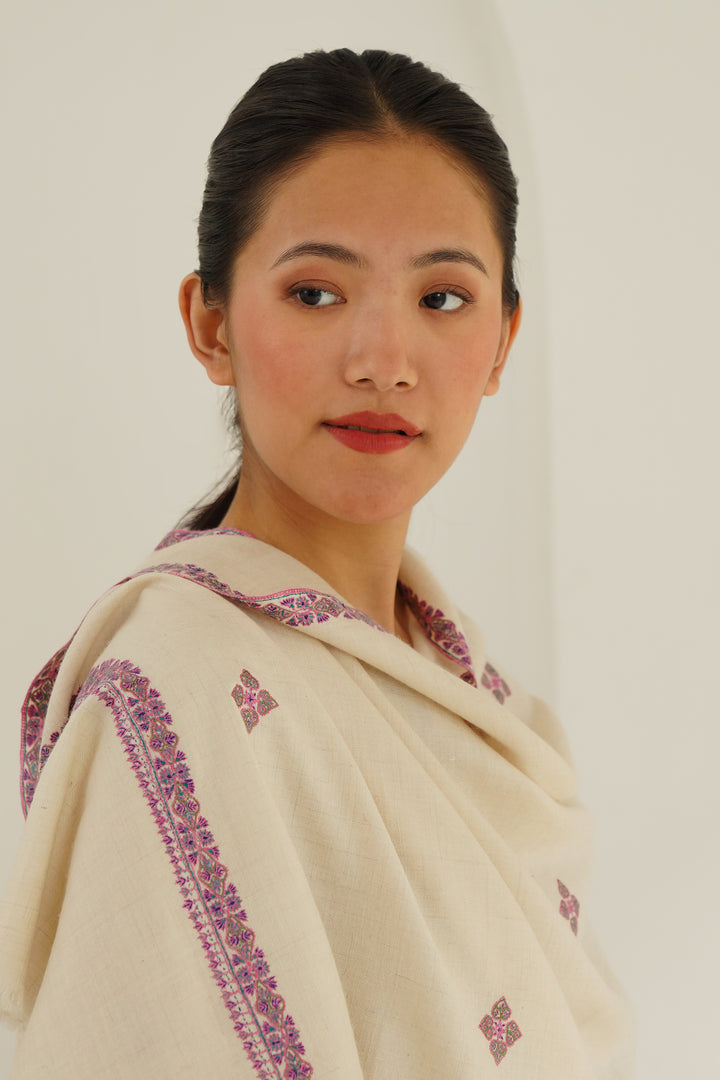 Kashmir Loom Sozni Viyana Hashiya Buti Hand Embroidered Pashmina Shawl Ivory