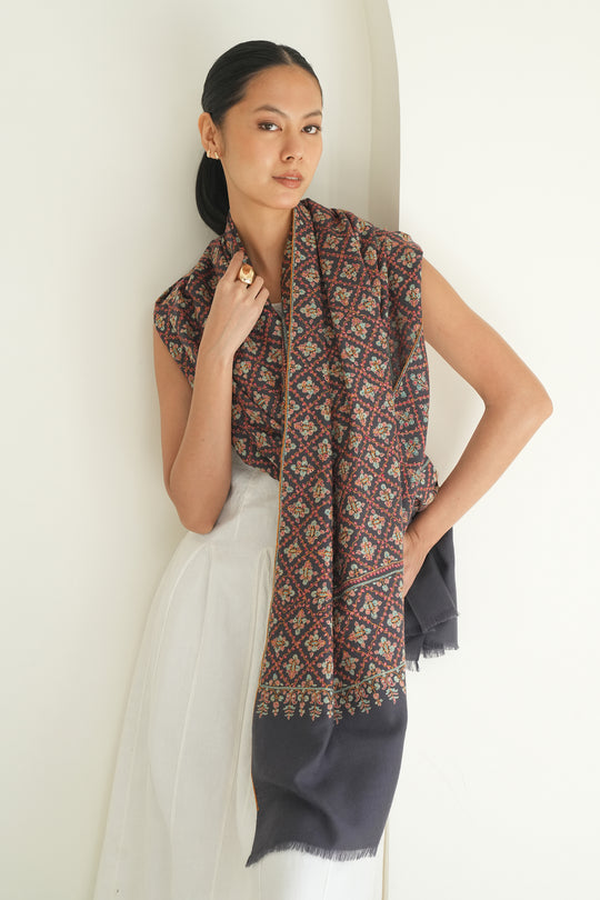 Kashmir Loom Sozni Neem Jamawar Hand Embroidered Pashmina Shawl Dark Purple