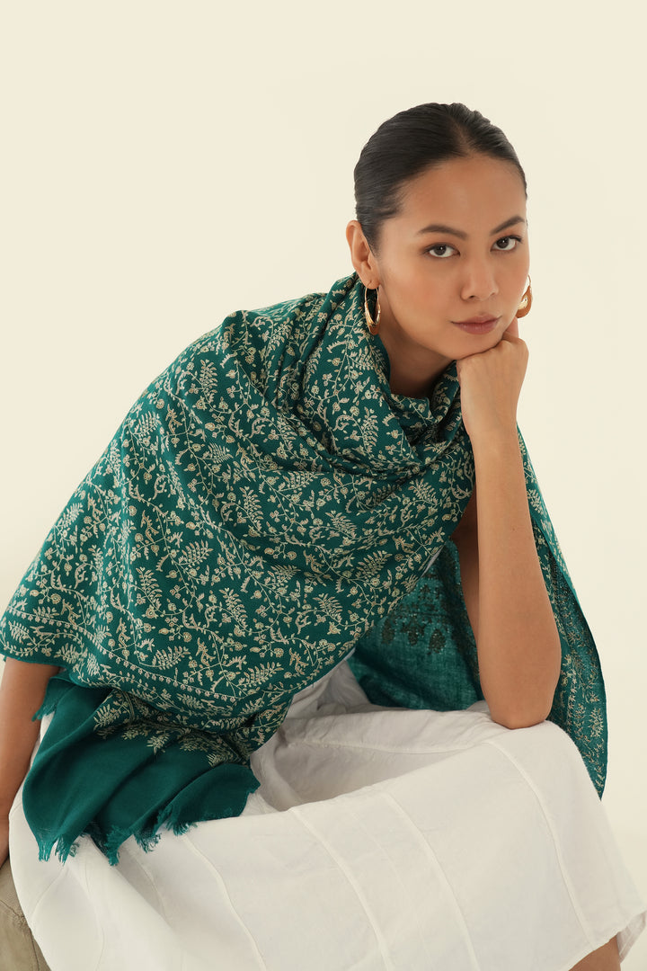 Sozni Rahbar Jaaldar Hand Embroidered Pashmina Shawl Ultramarine Green