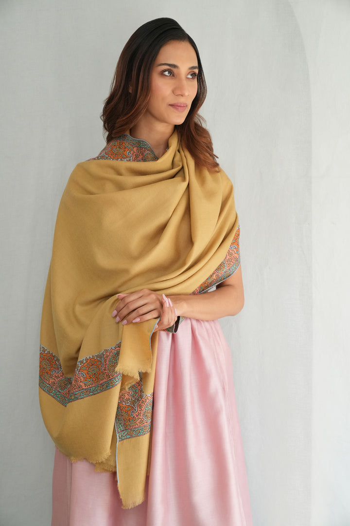 Sozni Ayaan Dordar Hand Embroidered Pashmina Shawl Gold