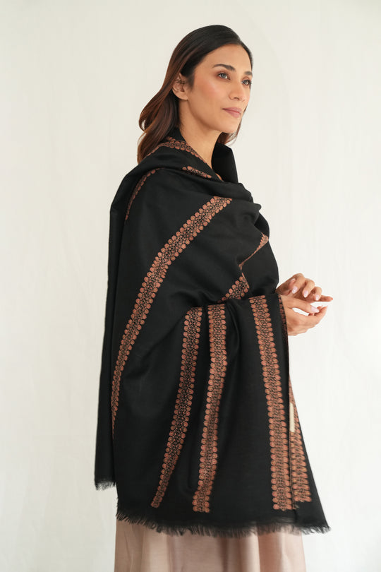Kashmir Loom Sozni Gulsheeda Flower Bail Khatrast Hand Embroidered Pashmina Shawl Black