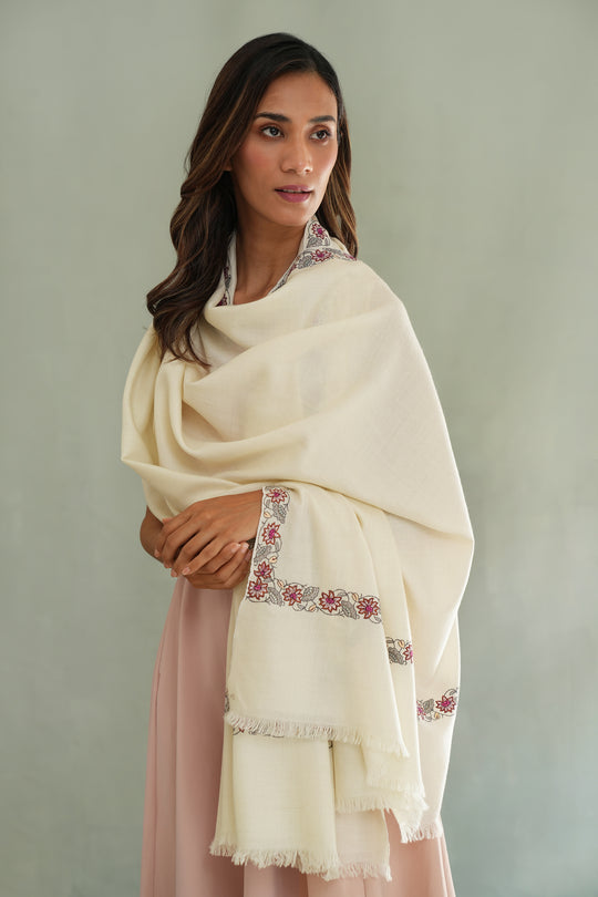 Sozni Mughal Hashiya Hand Embroidered Pashmina Shawl Ivory