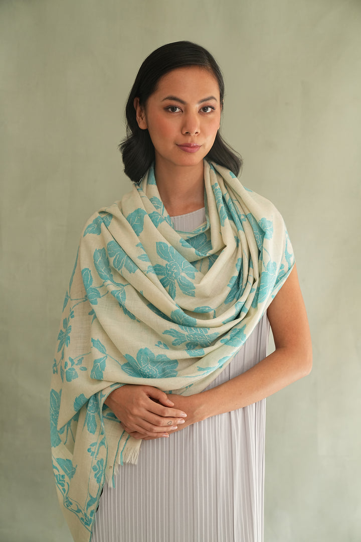 Kashmir Loom Kani Mazariya Hand Woven Pashmina Shawl Ivory Cerulean