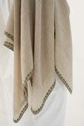 Kashmir Loom Sozni Baildar Hand Embroidered Pashmina Neck Scarf Kuklihut