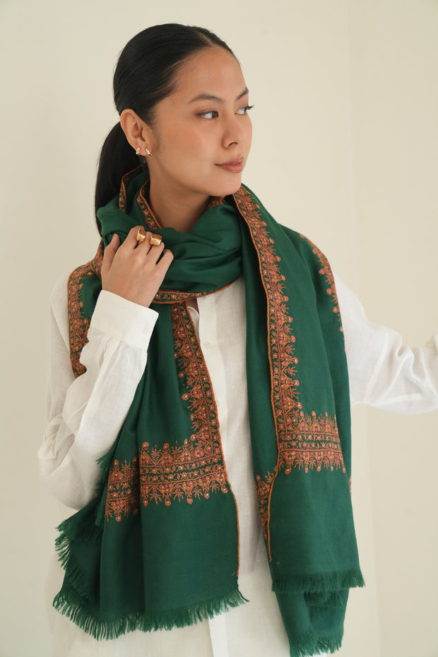 Hand Embroidered Pashmina Sozni Borderdar Shawl Green | Kashmir Loom