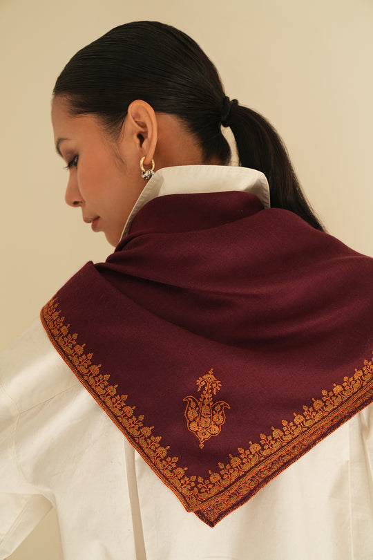 Kashmir Loom Sozni Koundar Baildar Hand Embroidered Pashmina Neck Scarf Port