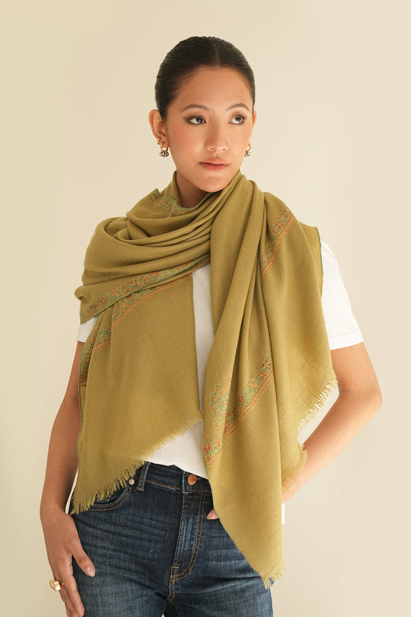 Sozni Hashiya Koundar Hand Embroidered Pashmina Stole Light Green
