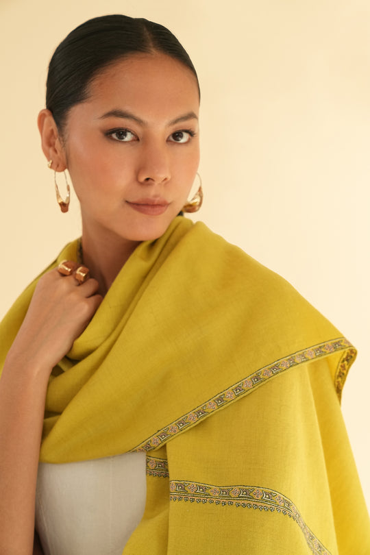 Kashmir Loom Sozni Nasrin Baildar Hand Embroidered Pashmina Stole Canary
