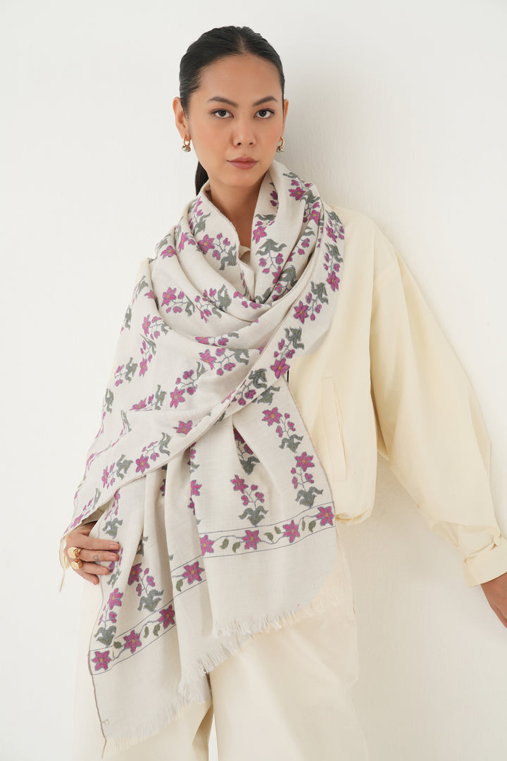 Kashmir Loom Kani Nargis Buti Khatrast Hand Woven Pashmina Stole Ivory Pink
