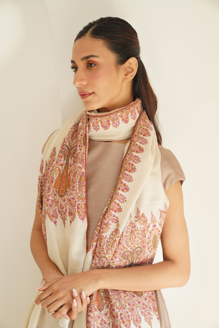 Kashmir Loom Sozni Resham Palledar Hand Embroidered Pashmina Shawl Ivory