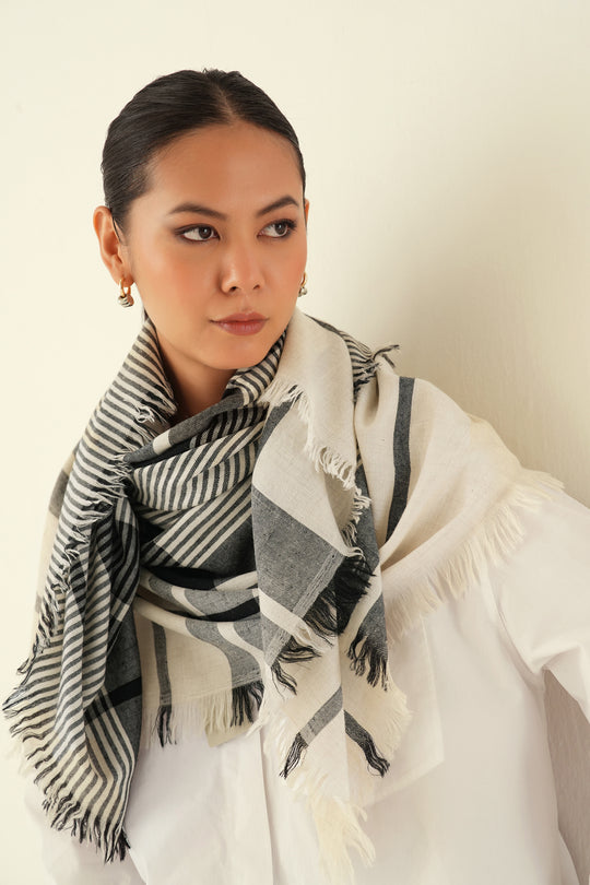 Kashmir Loom Poise Cashmere Square Scarf 130 x130 cms